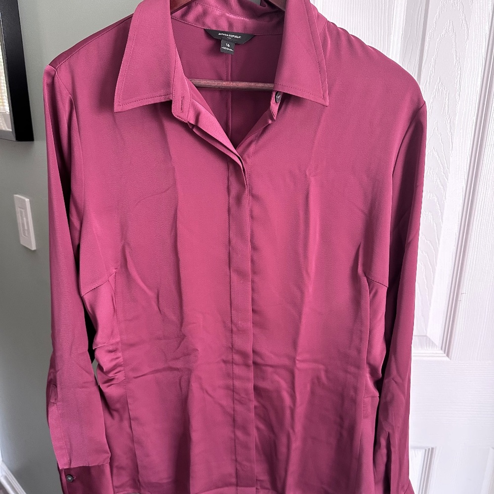 SALE — Banana Republic Factory - Satin Side Shirred Blouse - Fuchsia  16 - NWOT
